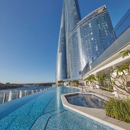 Hotel Crown Towers Sydney Esterno foto The pool at the top of the tower