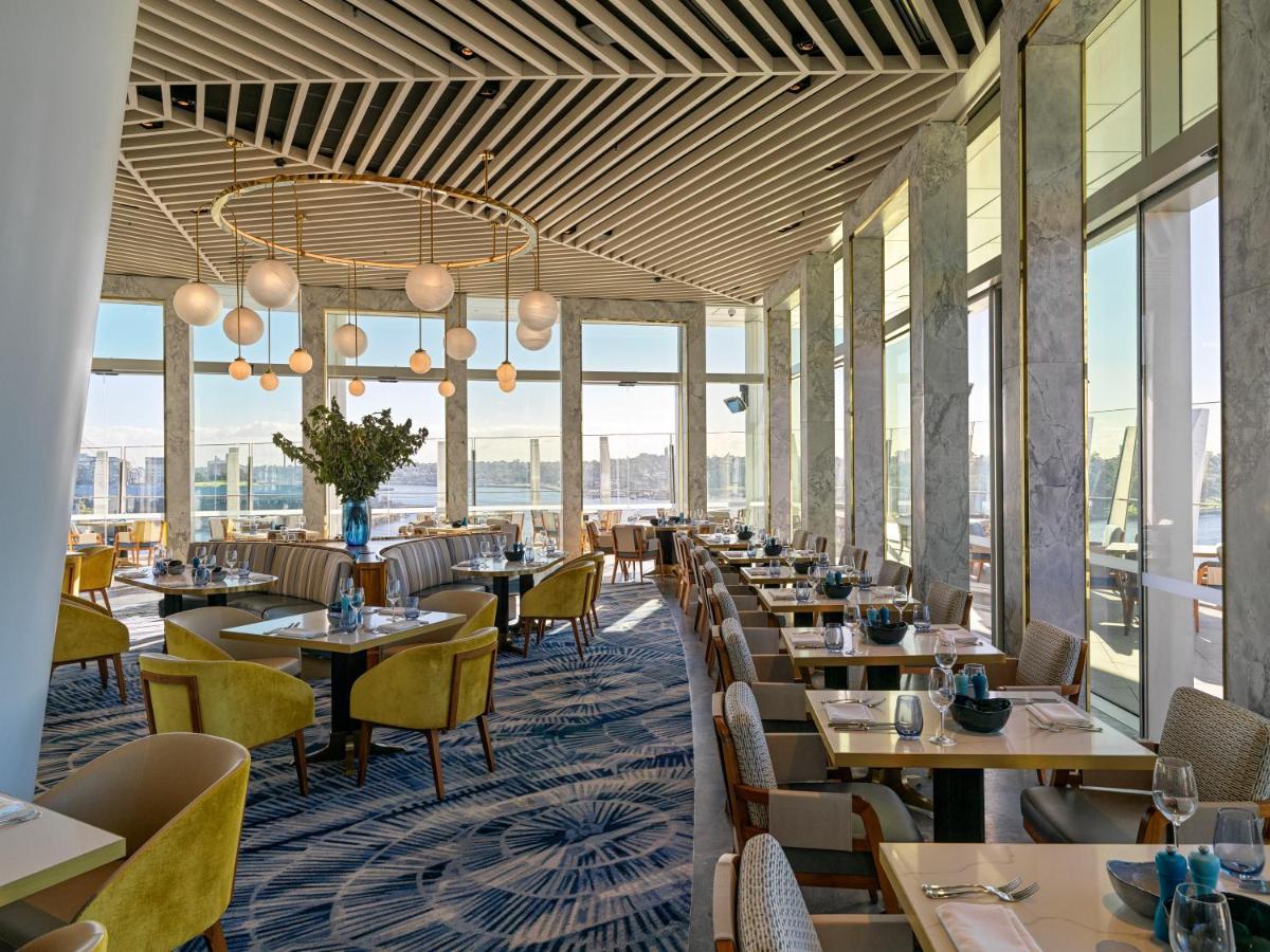 Hotel Crown Towers Sydney Esterno foto The interior of the restaurant